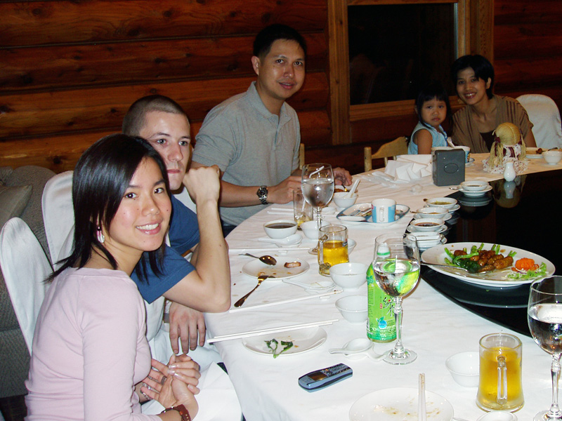 P7250004 Aim, George, P Tong, P Mam, and their daughter